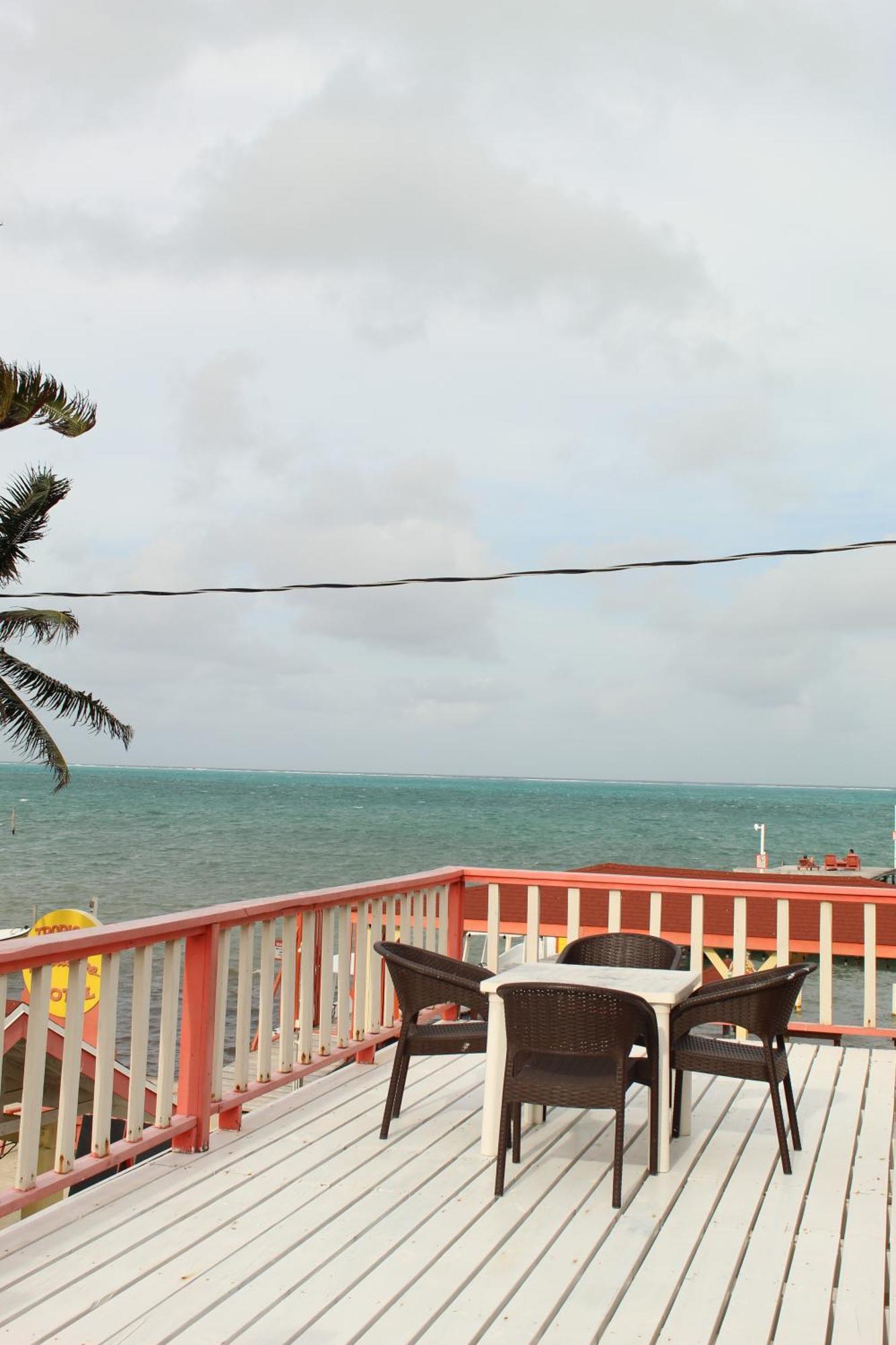 Hotel Tropical Paradise Cayo Caulker Exterior foto